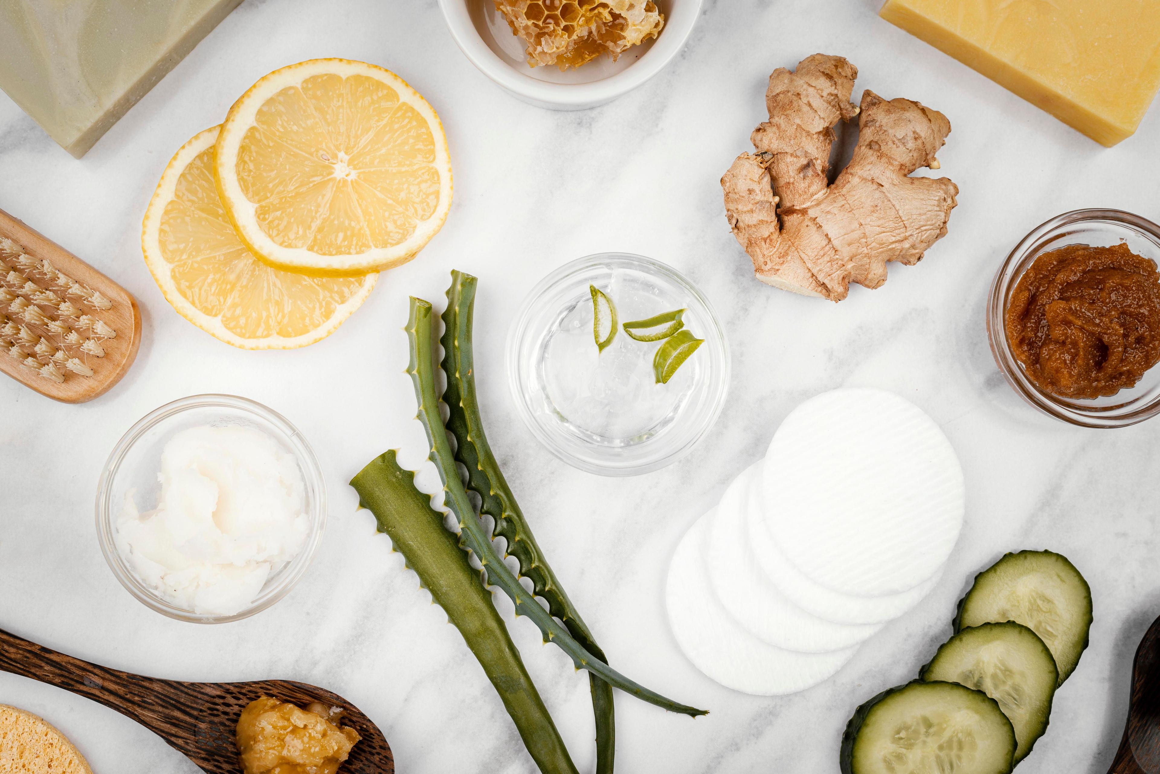 Skincare ingredients for blackhead removal like salicylic acid